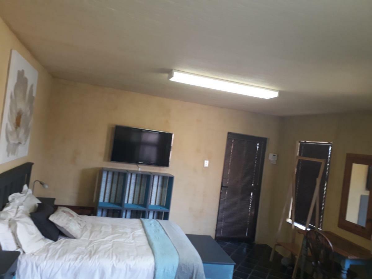 Studio@104 Apartment Mossel Bay Luaran gambar